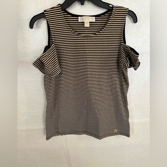 Michael Kors Black and White Sleeveless Cut-Out Blouse - Picture 6 of 7